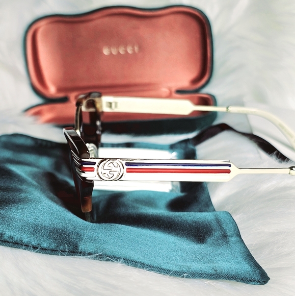 Gucci Sunglasses GG0522S NEW